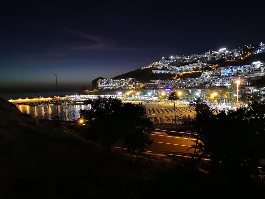 Mgt - Appartamento Sulla Spiaggia Con Terrazza Romantica Puerto Rico  Exteriör bild